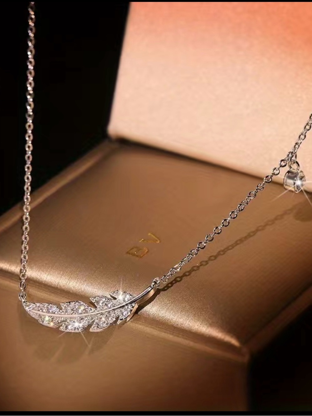 NWT Silver Feather Necklace with Sparkling Stones